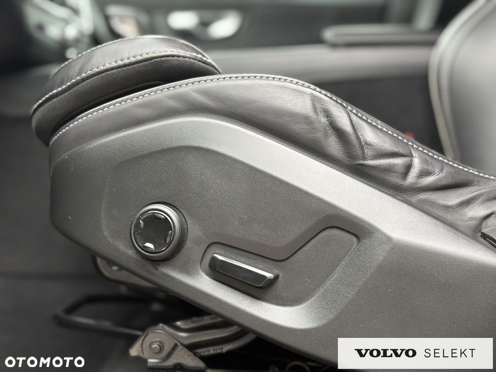 Volvo XC 60 - 28
