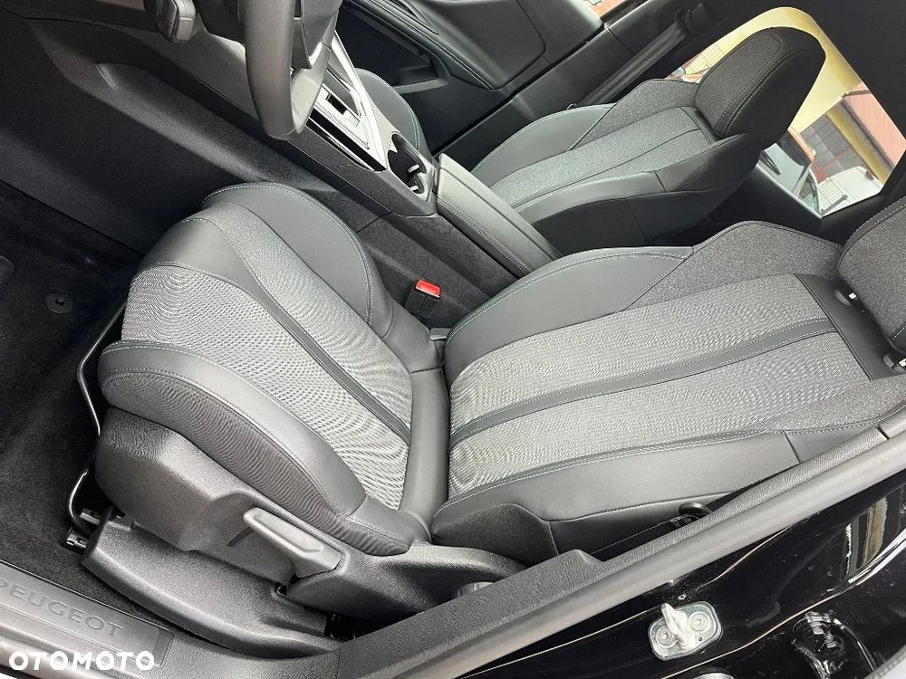 Peugeot 3008 - 5