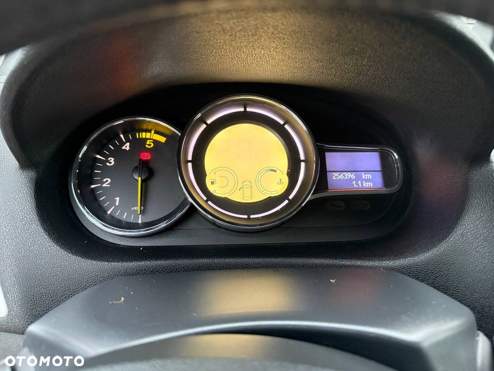 Renault Megane Grandtour dCi 150 FAP Dynamique - 21