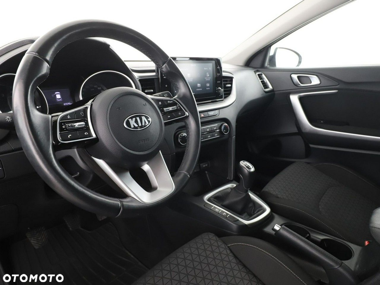 Kia XCeed 1.0 T-GDI L - 15