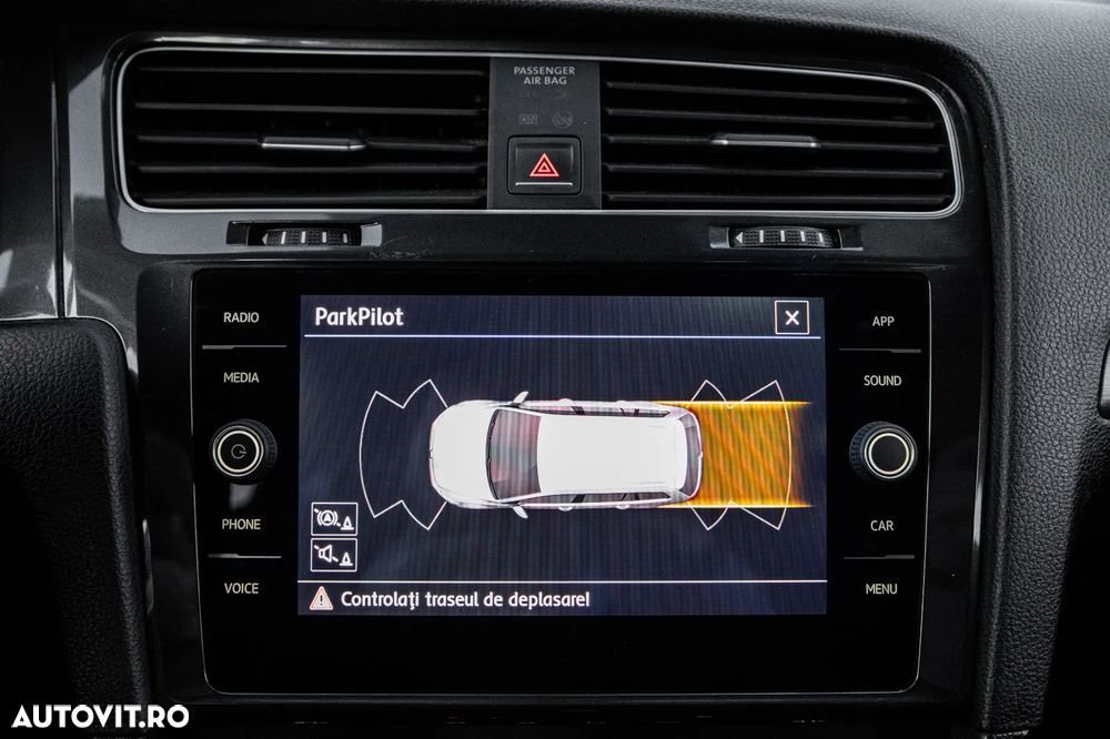 Volkswagen Golf 2.0 TDI (BlueMotion Technology) DSG Highline - 9