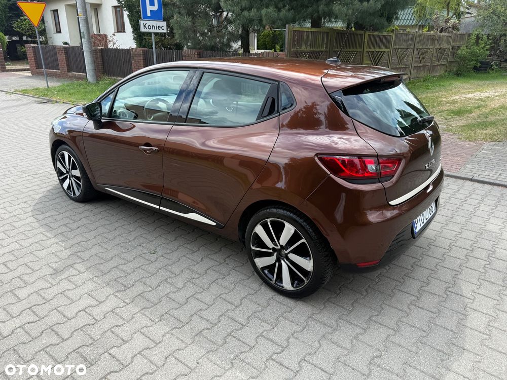 Renault Clio - 8