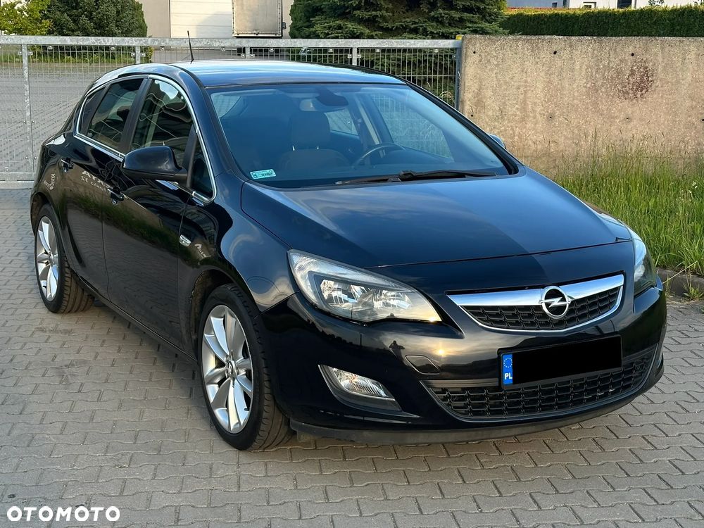 Opel Astra 1.4 T Enjoy S&S - 24