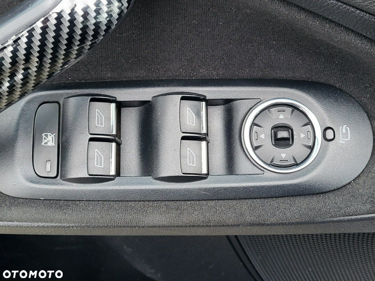 Ford S-Max - 30