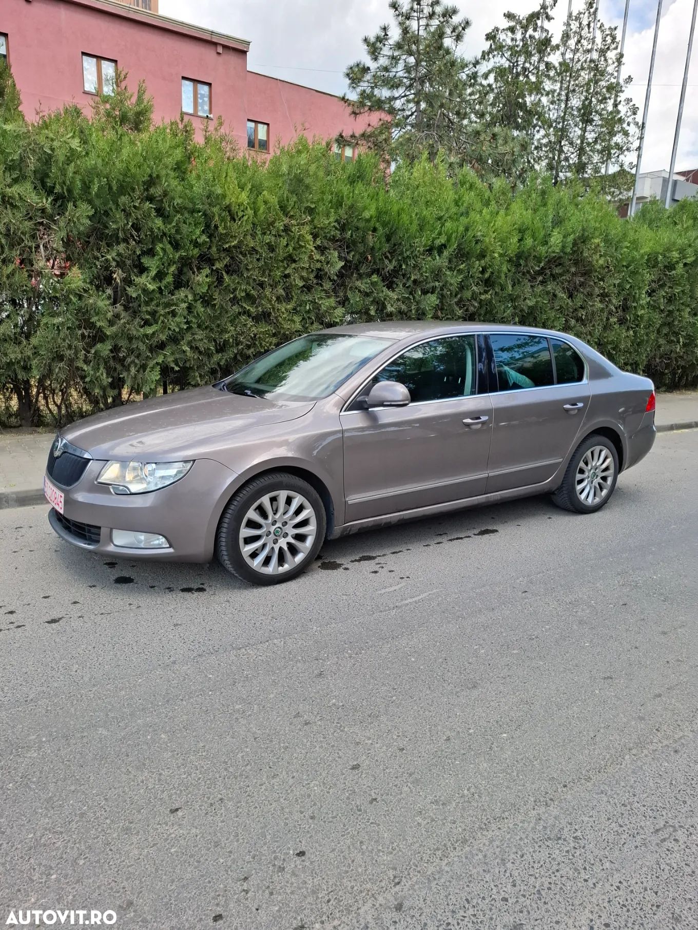 Skoda Superb - 1