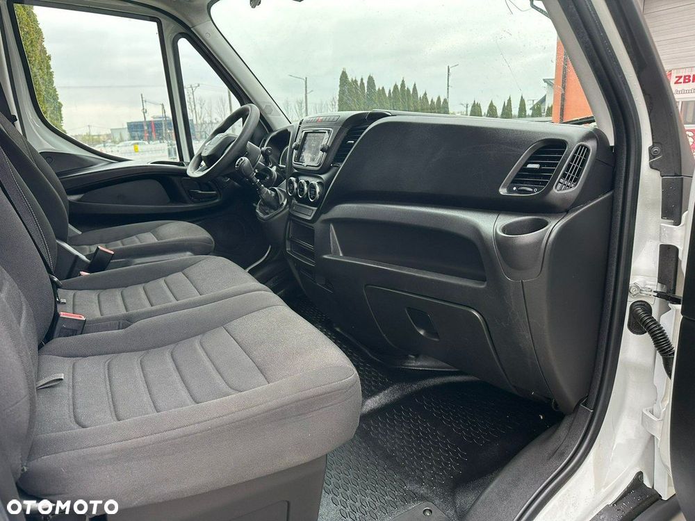 Iveco Daily 35C16 V - 13