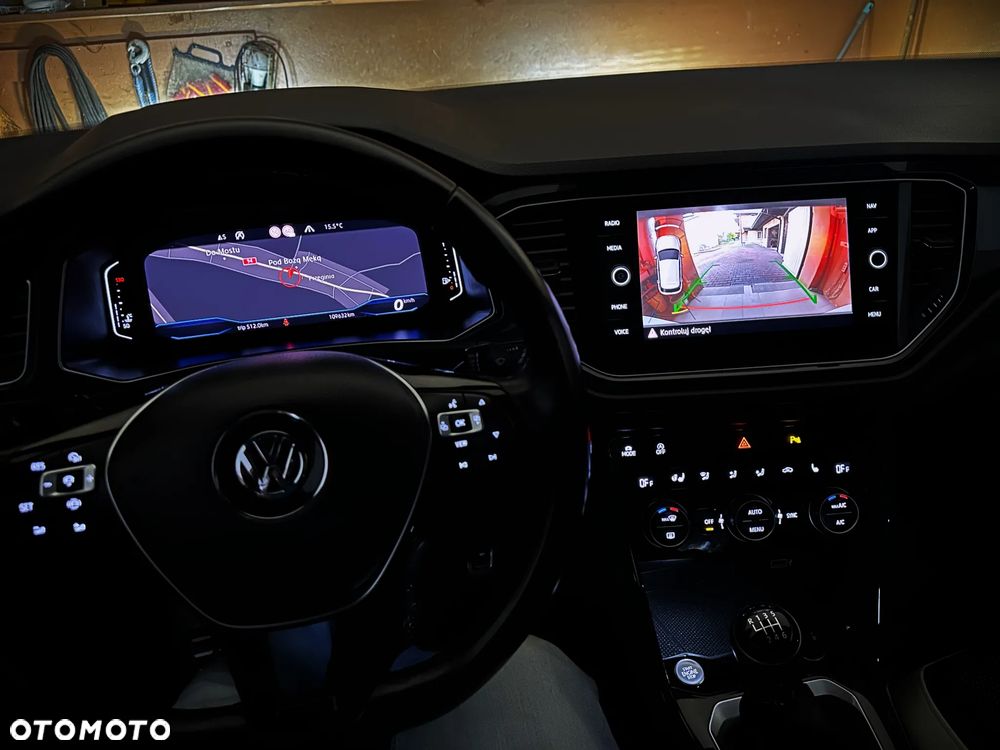 Volkswagen T-Roc 1.5 TSI GPF ACT Premium - 31