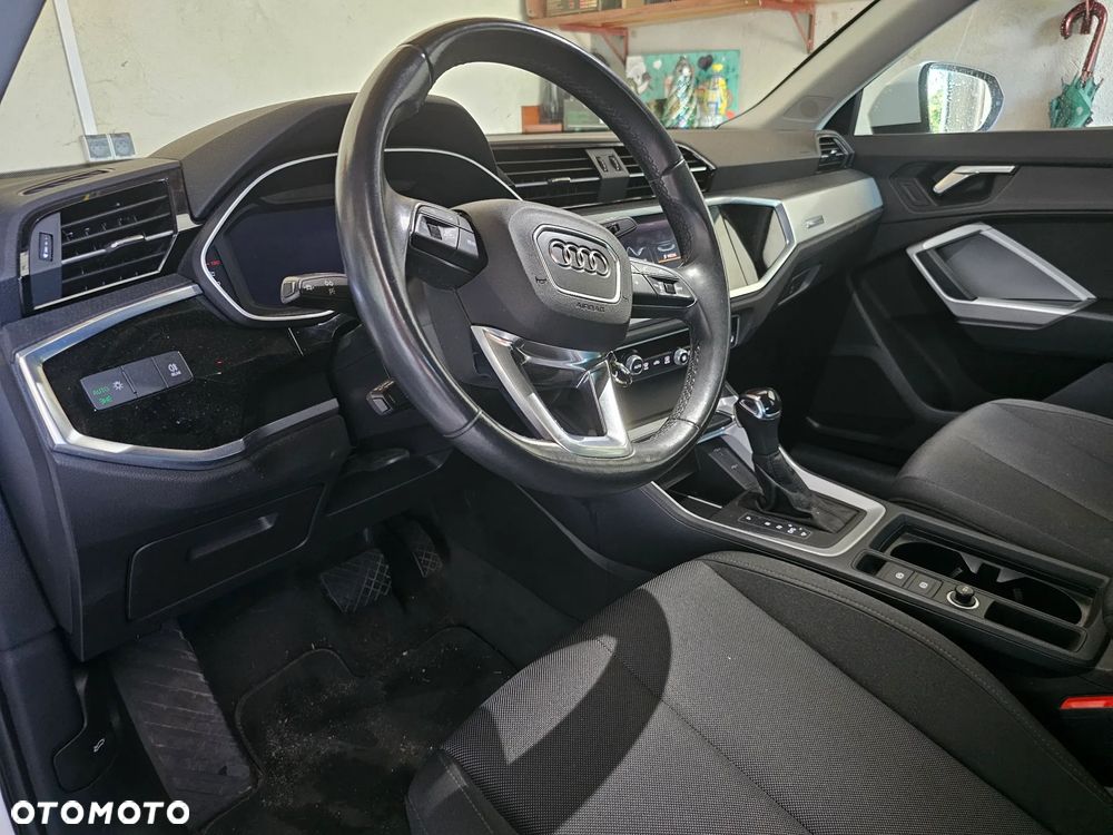Audi Q3 35 TFSI S tronic - 32