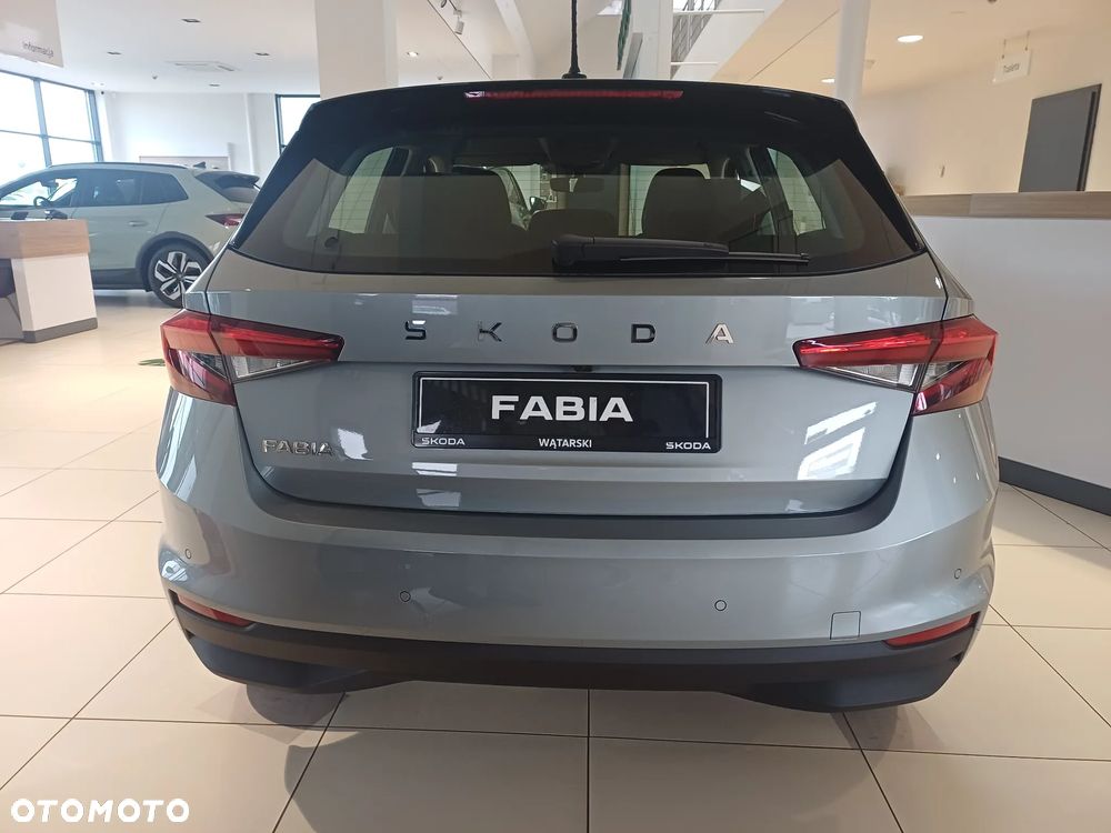 Skoda Fabia 1.0 TSI Drive - 7