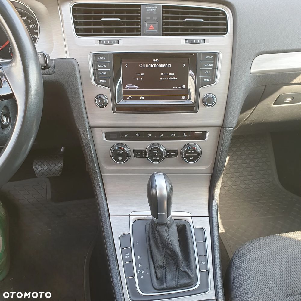 Volkswagen Golf 1.4 TSI BlueMotion Technology DSG Comfortline - 14