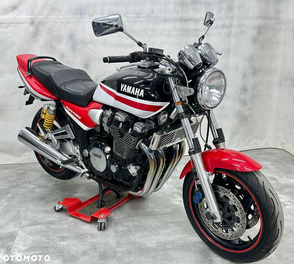 Yamaha XJR - 2