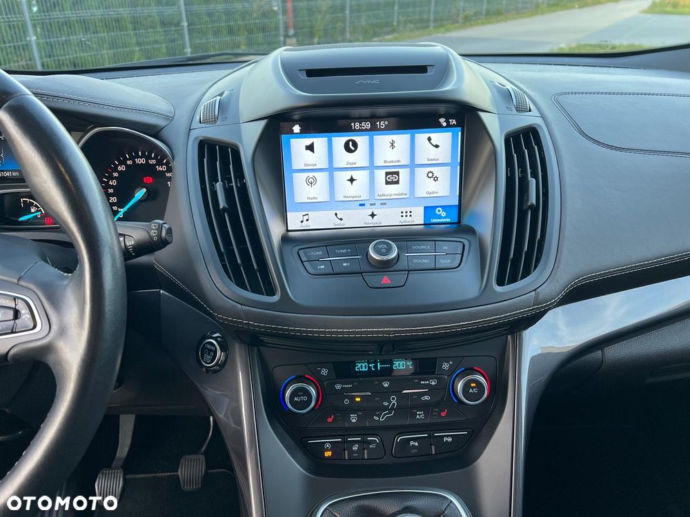 Ford Kuga - 19