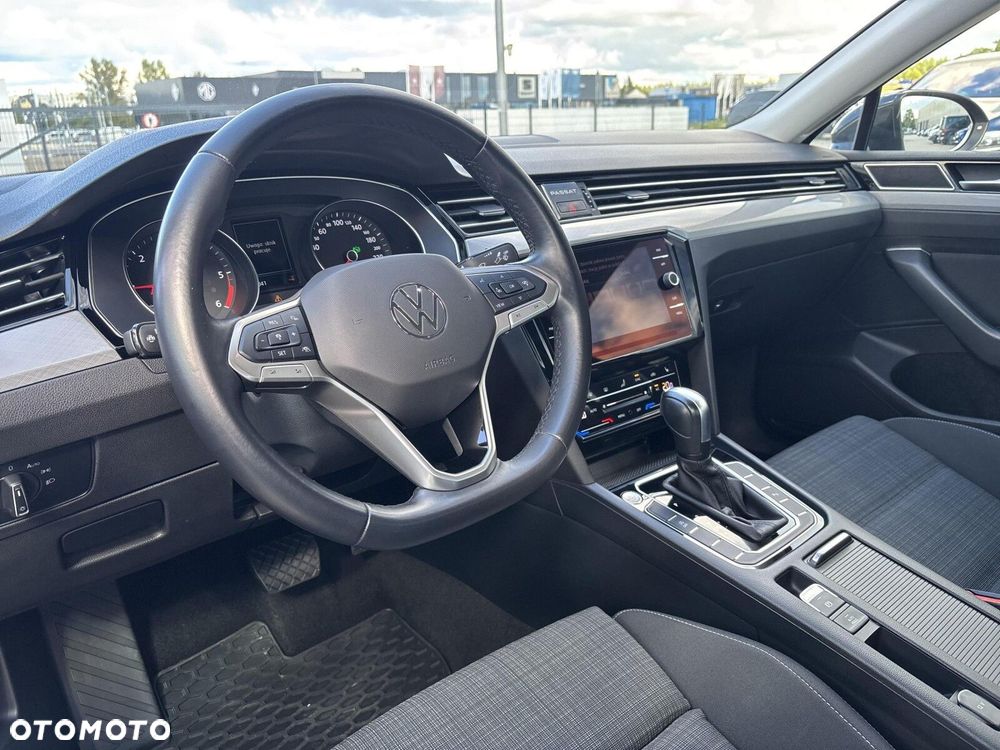 Volkswagen Passat 2.0 TDI EVO Business DSG - 11