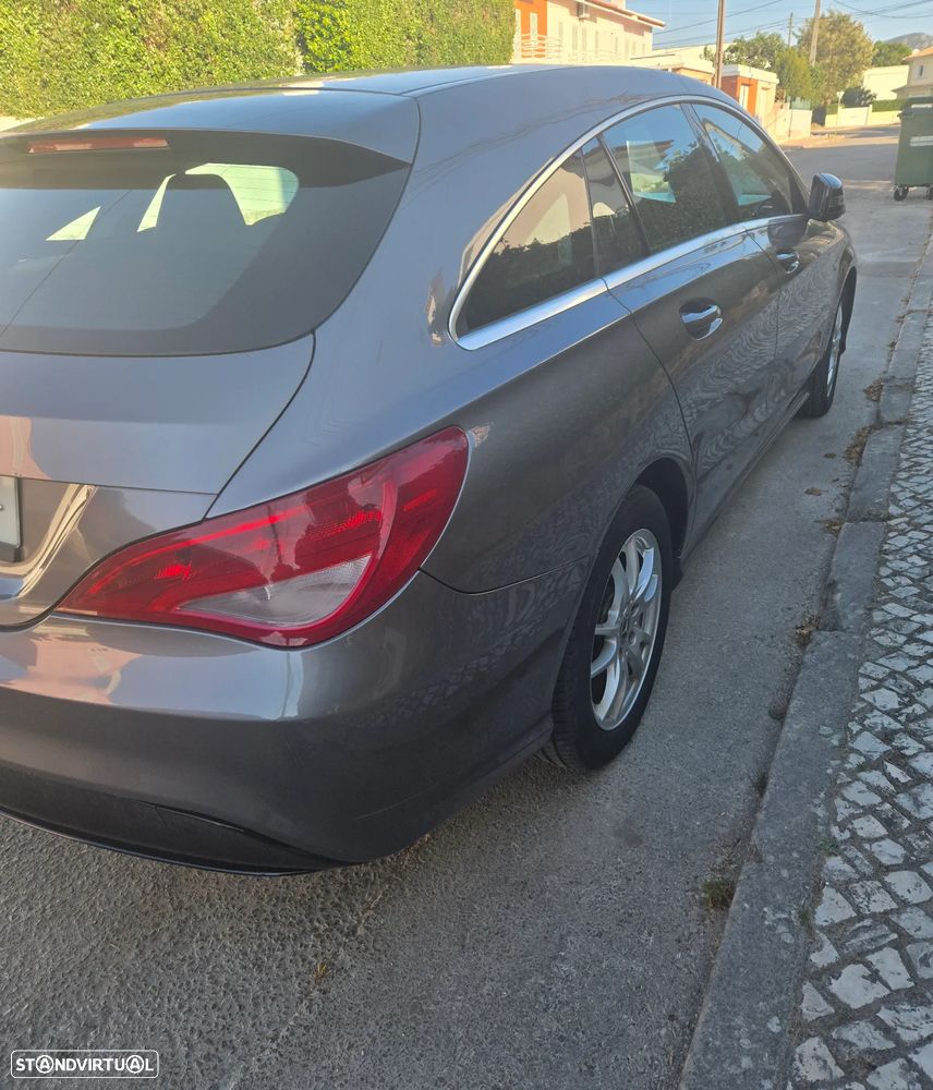 Mercedes-Benz CLA 180 d 7G-DCT Urban - 2
