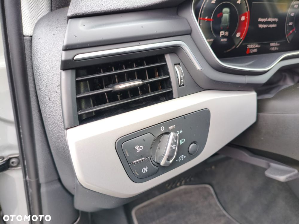 Audi A4 Allroad - 31