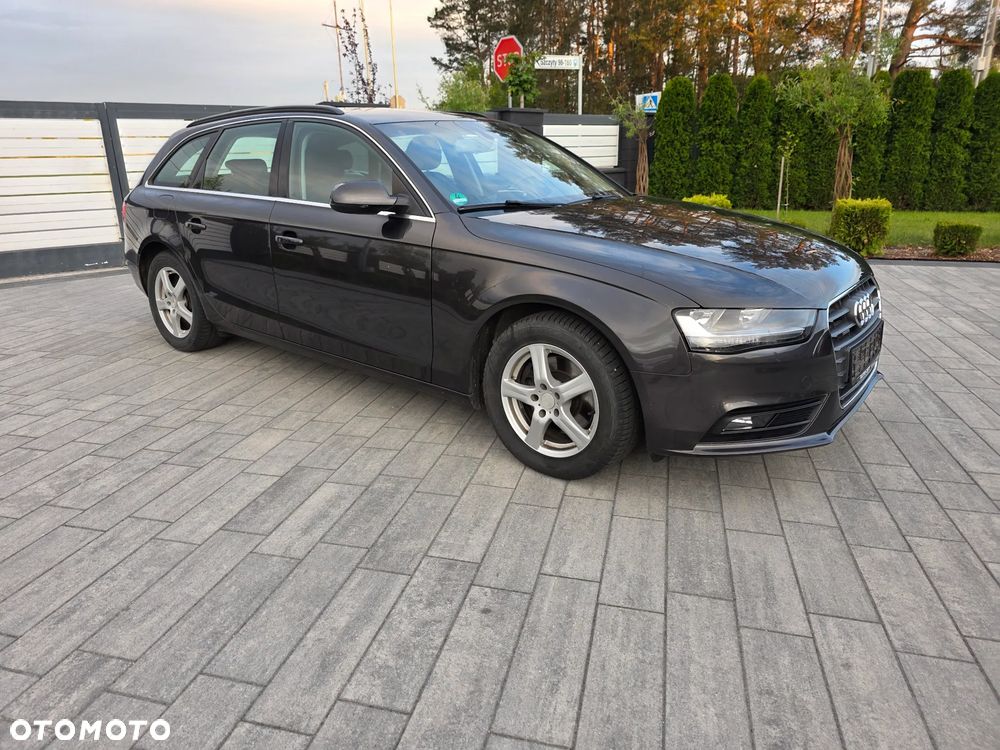 Audi A4 Avant 2.0 TDI DPF quattro S tronic Ambiente - 17