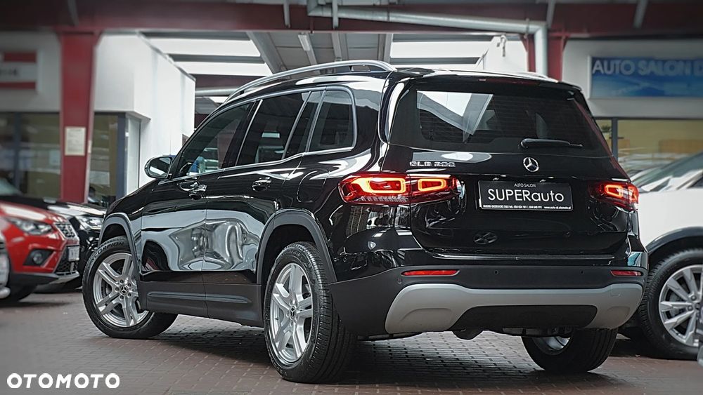 Mercedes-Benz GLB 200 7G-DCT - 9