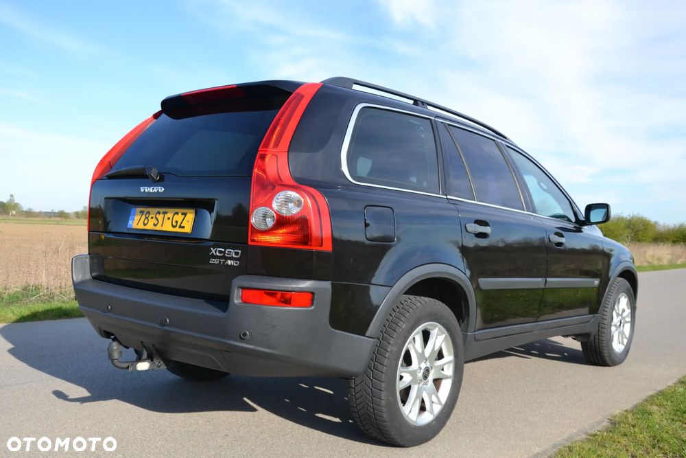 Volvo XC 90 2.5T Momentum - 27