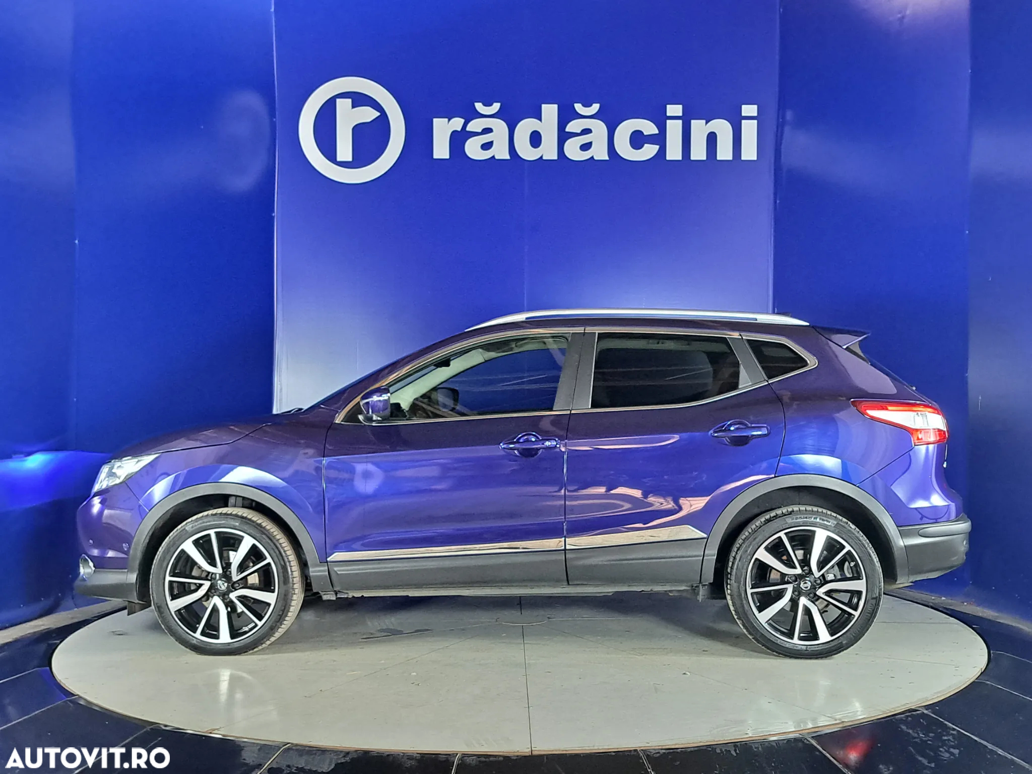 Nissan Qashqai - 2