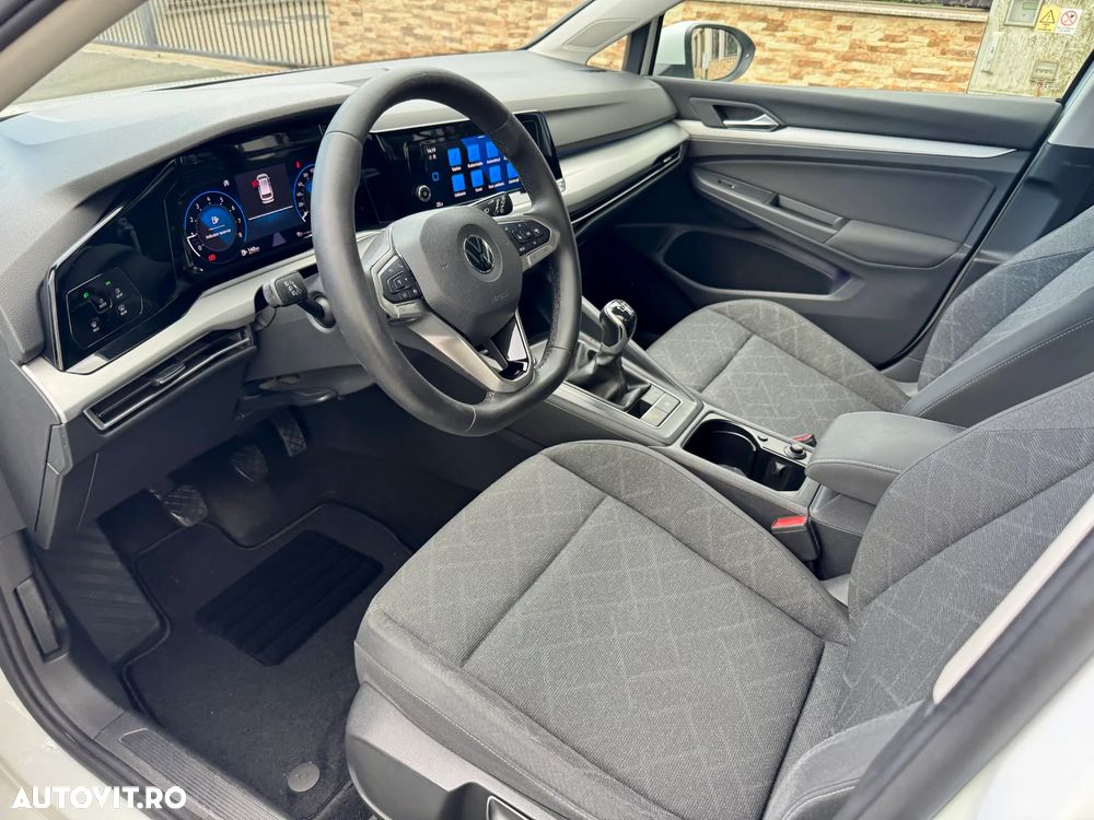 Volkswagen Golf 1.5 TSI ACT Style - 9