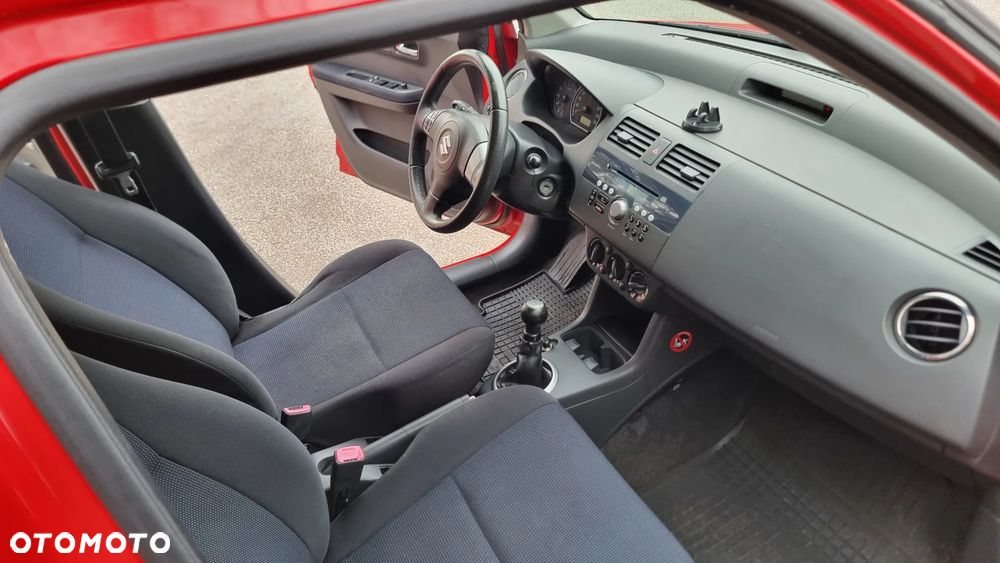 Suzuki Swift 1.3 JB Edition - 19