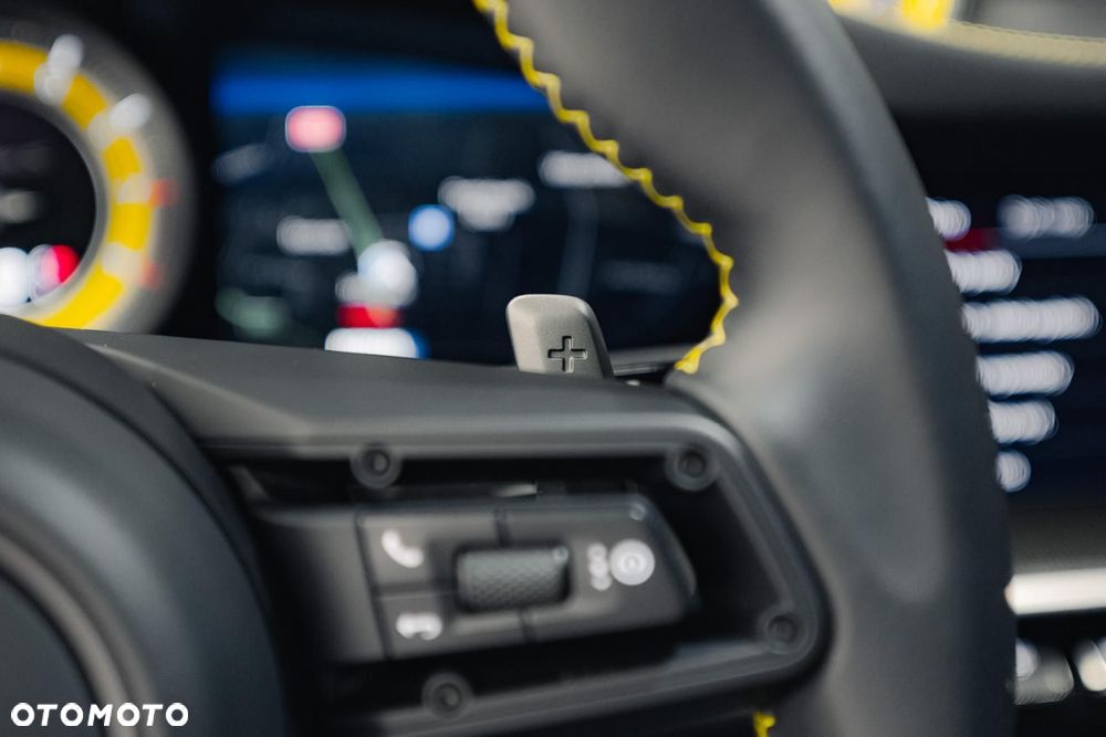 Porsche 911 Turbo S - 27