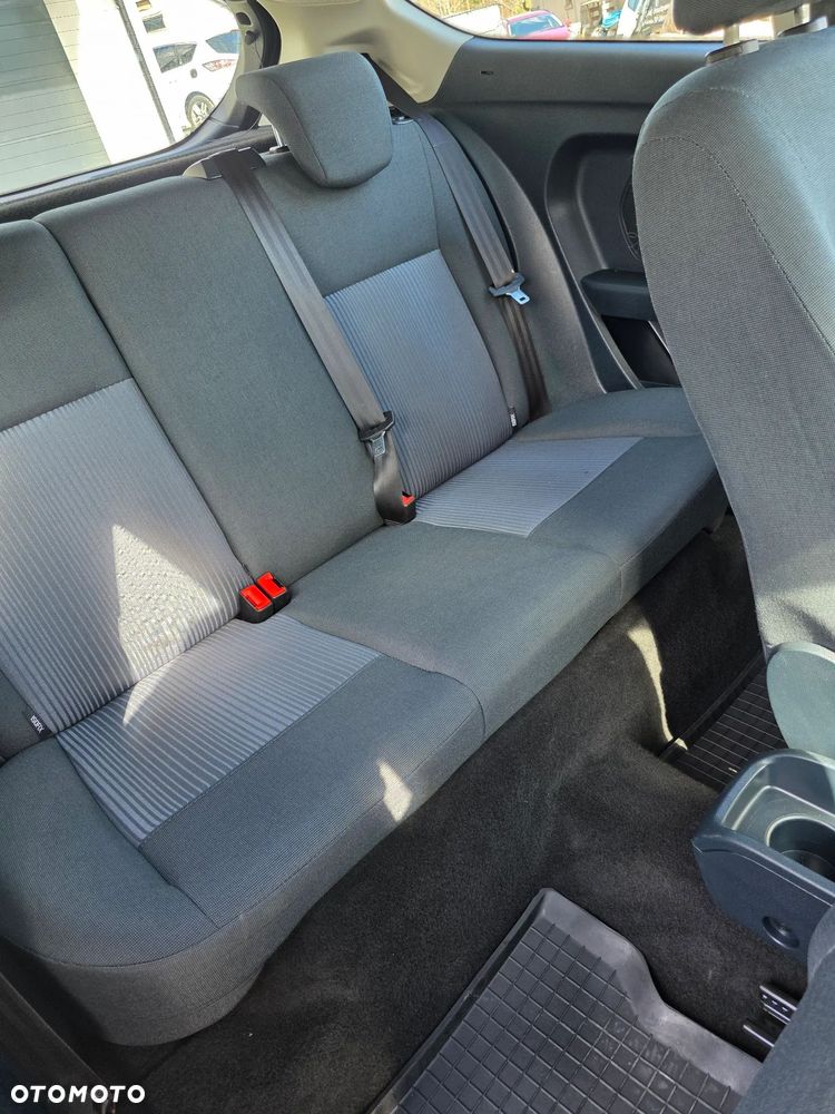 Ford Fiesta 1.25 Trend Edition - 21