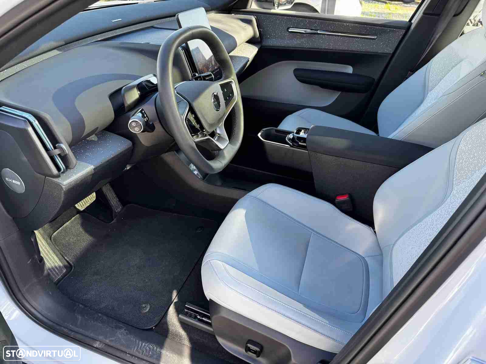 Volvo EX30 69 kWh Single Motor Extended Range Core - 9