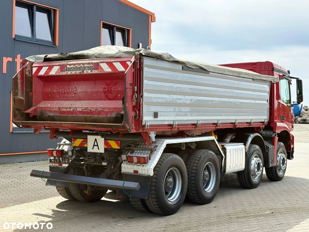 Mercedes-Benz AROCS 3243 8x4 WYWROTKA TRÓJSTRONNA Z BORDMATIKIEM - 7