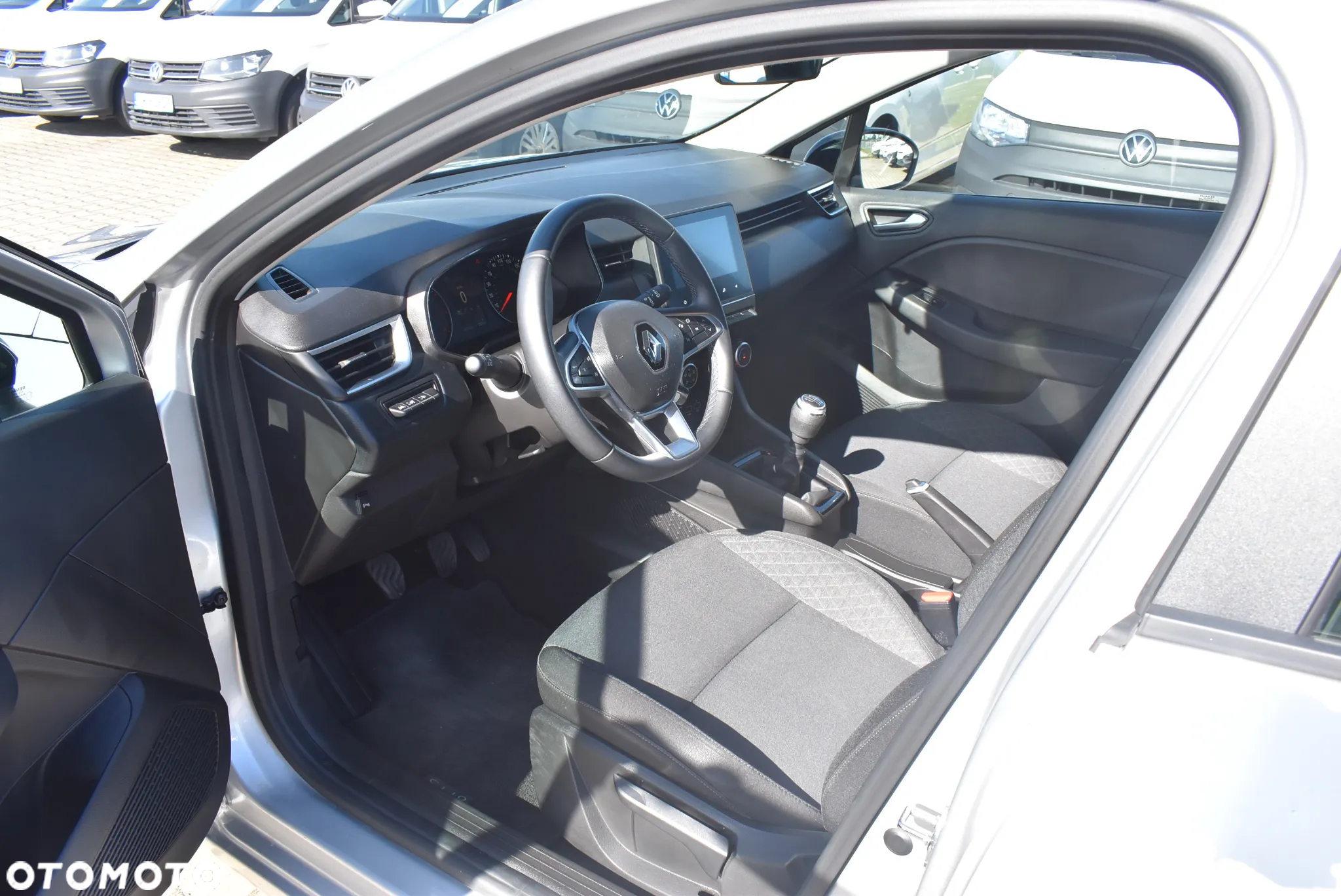 Renault Clio 1.0 TCe Equilibre - 9