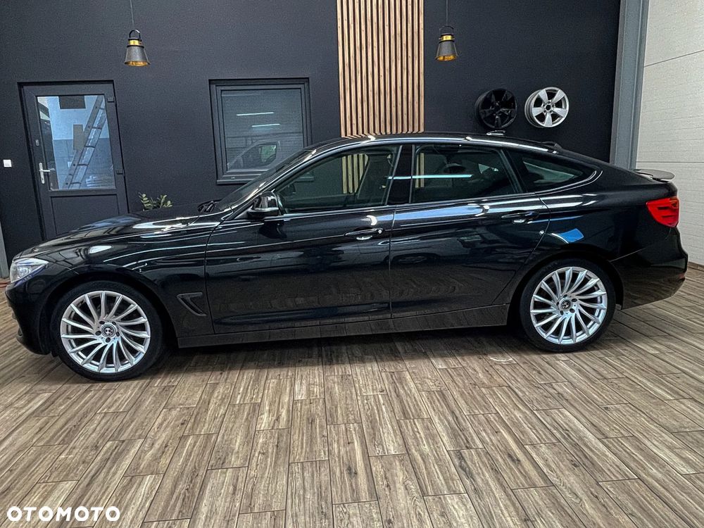 BMW 3GT 320i M Sport - 12