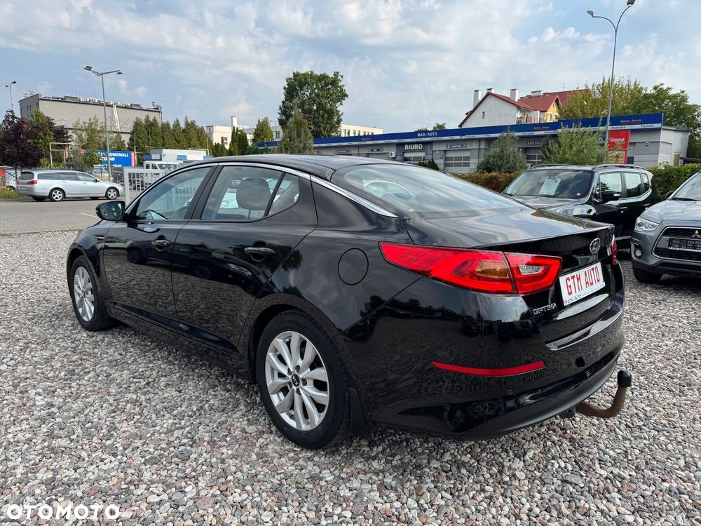 Kia Optima 2.0 XL - 7