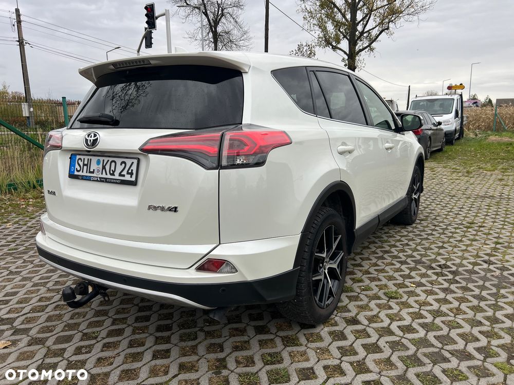 Toyota RAV4 2.0 D-4D 4x2 Start-Stop Executive - 16