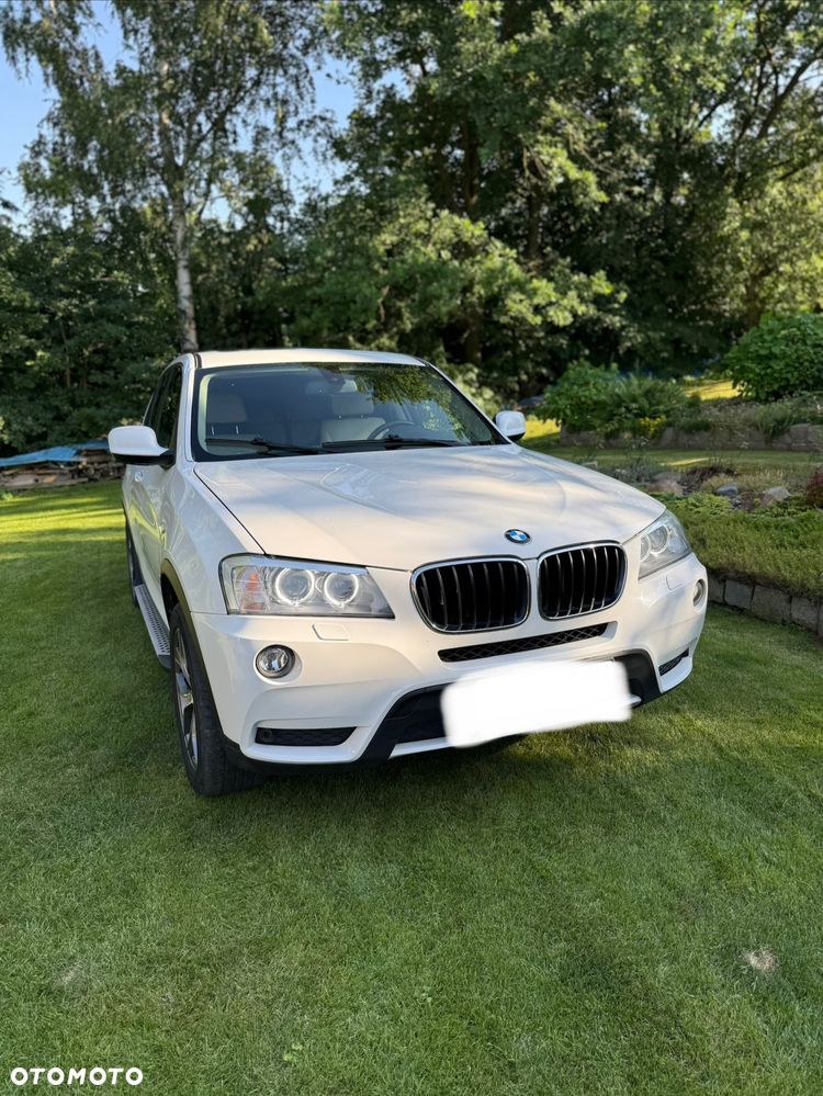 BMW X3 xDrive28i Sport-Aut - 2