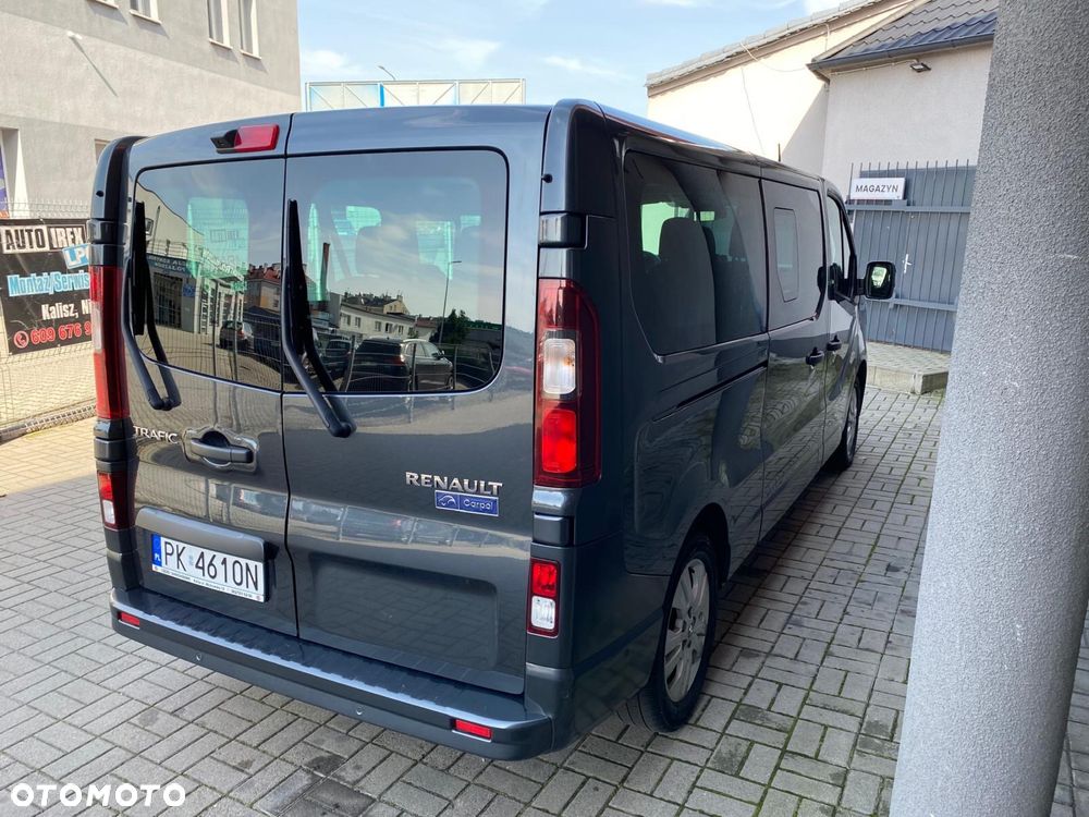 Renault Trafic 2022 photo 4