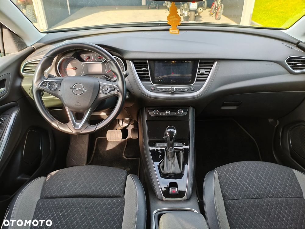 Opel Grandland X 1.2 Start/Stop Automatik Dynamic - 28