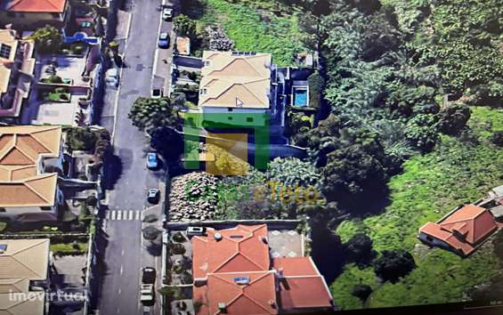 Terreno com projeto aprovado para construção de duas moradias - Grande imagem: 5/6