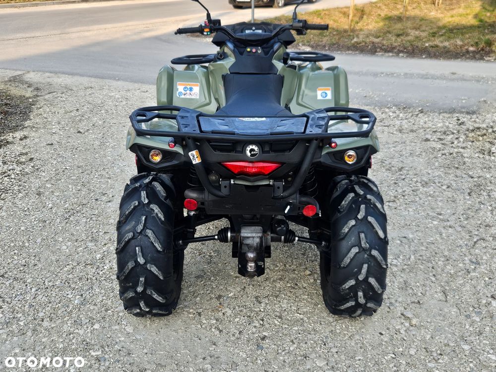 Can-Am Outlander - 4