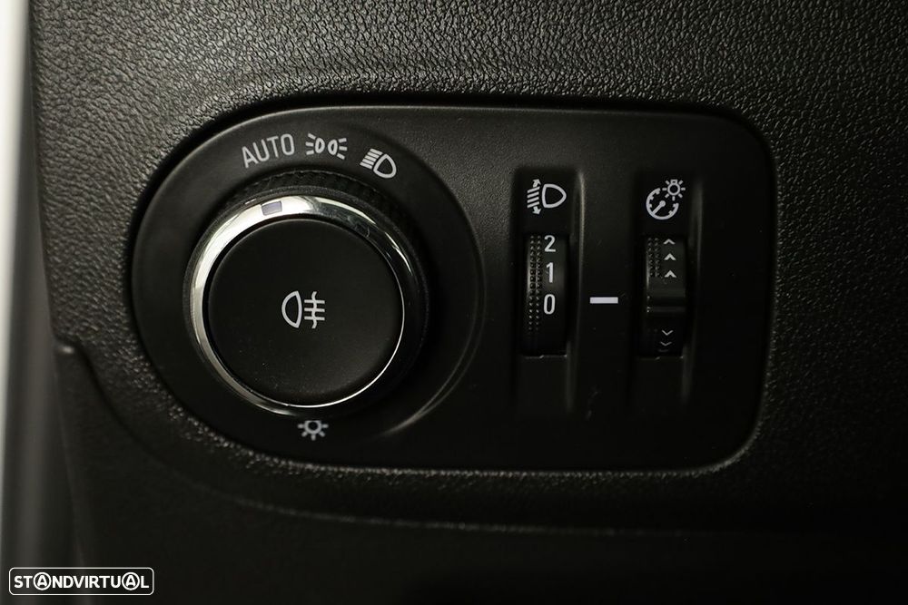 Opel Crossland 1.2 T Design & Tech - 17