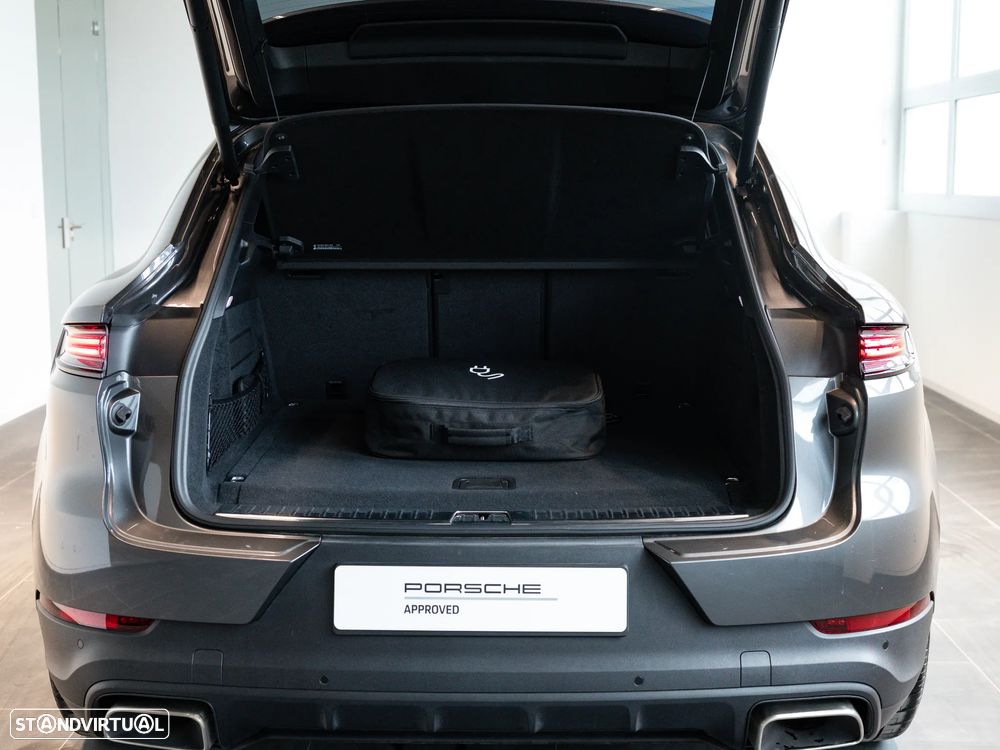 Porsche Cayenne Coupé E-Hybrid - 41