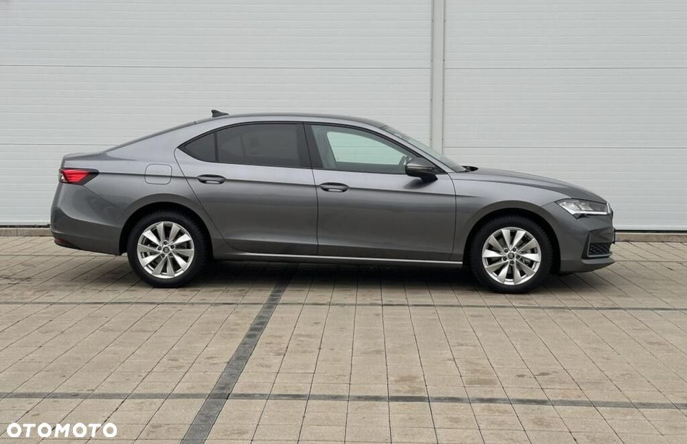 Skoda Superb 1.5 TSI mHEV Edition 130 DSG - 8