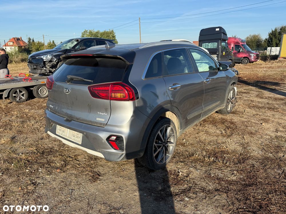 Kia Niro 1.6 GDI HEV 2WD OPF Vision - 8