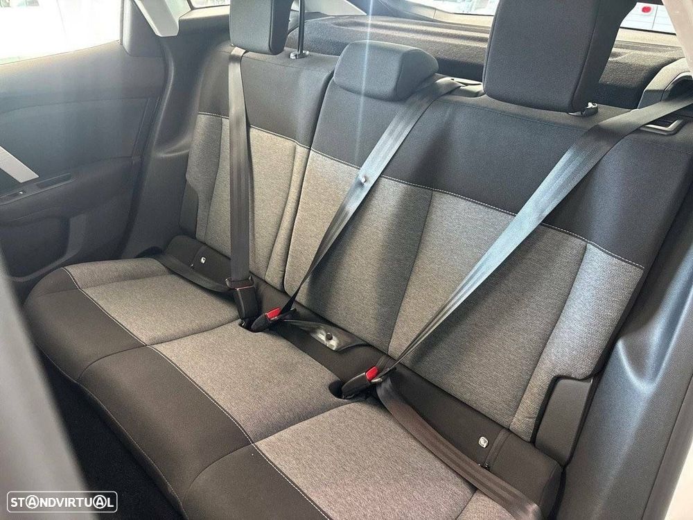 Citroën C4 1.2 PureTech Feel - 10