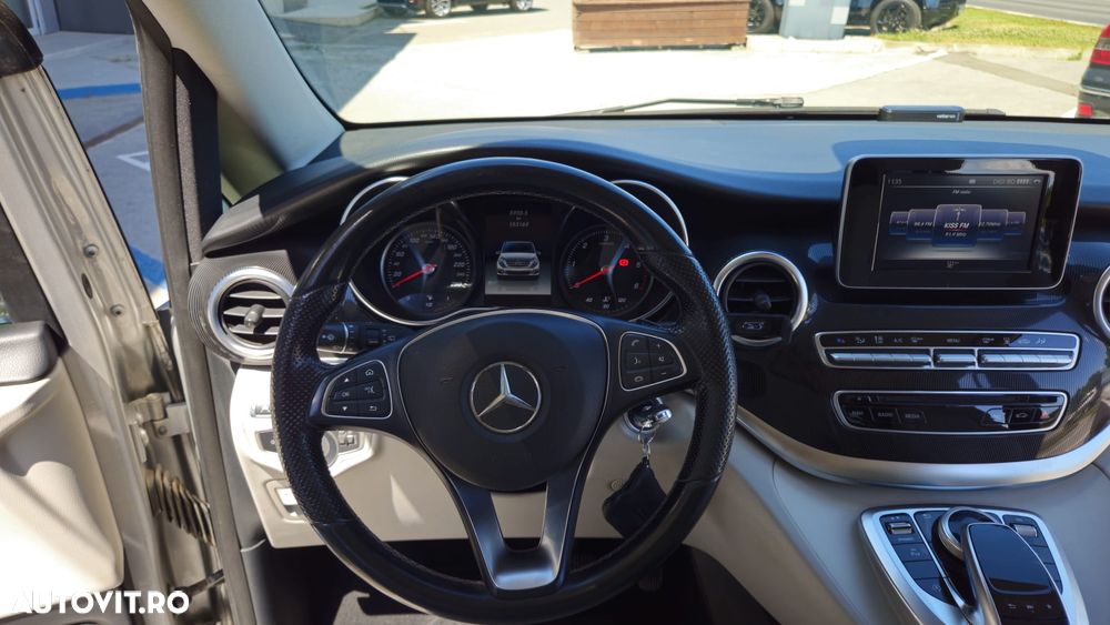 Mercedes-Benz V - 16