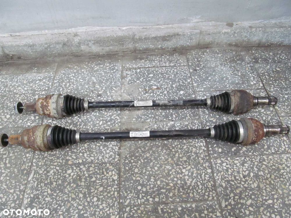 VOLVO XC70 XC V70 AWD 2.4 2.5 POLOS POLOSKA TYL TYLNA 30651936 T031116 - 1