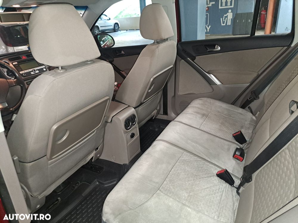 Volkswagen Tiguan 2.0 TDI DPF 4Motion DSG Team - 8