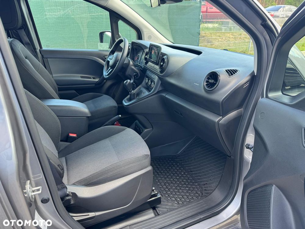 Mercedes-Benz Citan Tourer L1 420.723 - 24