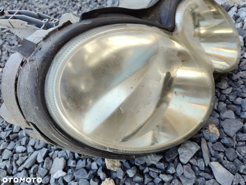 MERCEDES W209 CLK LAMPA przednia przód Prawa Lewa CAŁE ZACZEPY! uk H7 - 16
