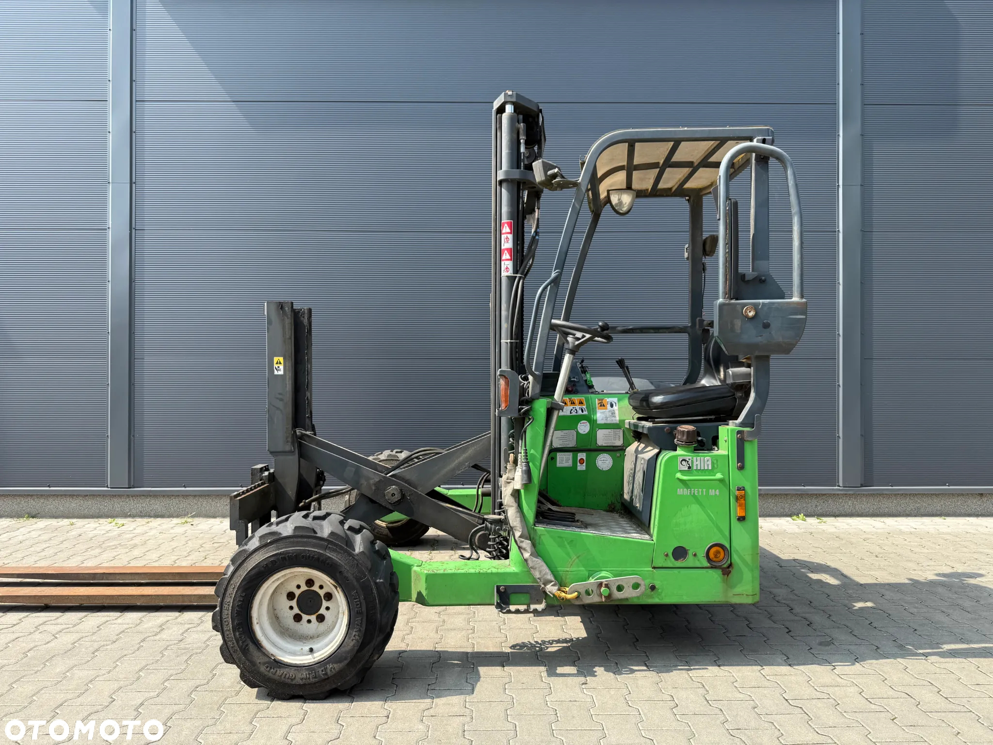 Moffett M4 25.3 - 11