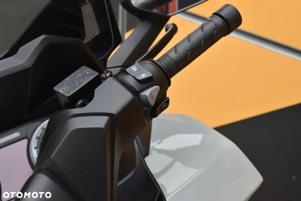 Honda NSS - 21